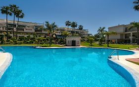 Lovely 2 Bedroom Locrimar V Walk To Beach Rdr260